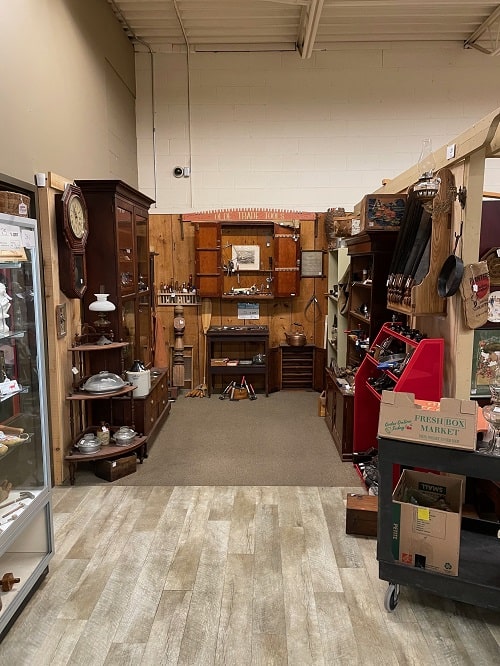 Market Road Antiques - Olde Trade Tools booth